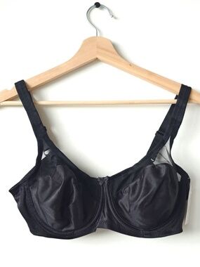 Sexy Minimizer Bra / Soutien-gorge minimiseur à armatures - EU Sizing